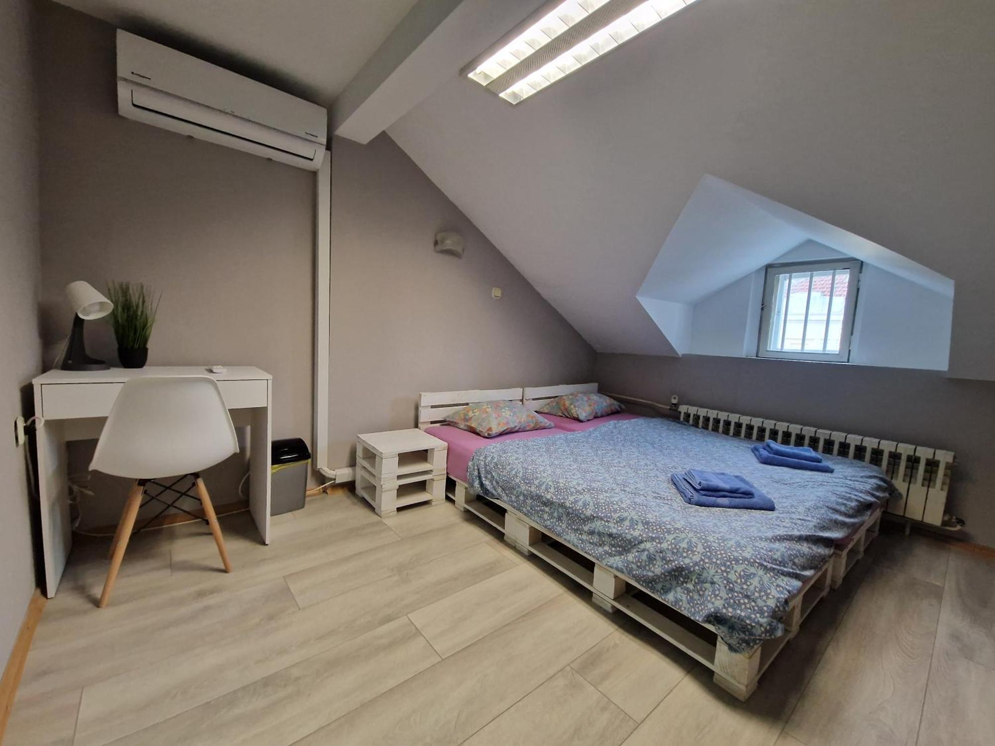 Lambo'S Corner Varna - Guest Rooms Buitenkant foto
