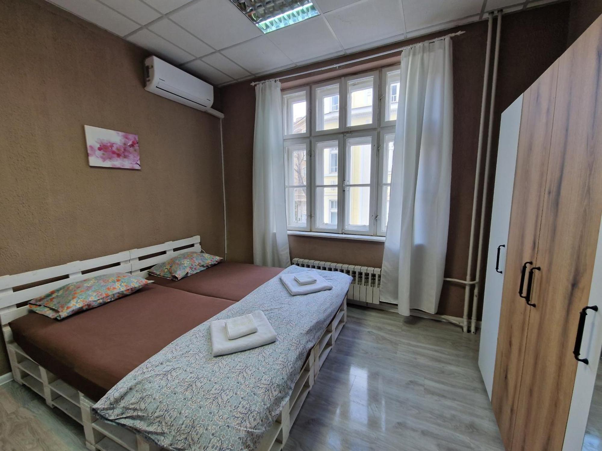 Lambo'S Corner Varna - Guest Rooms Buitenkant foto