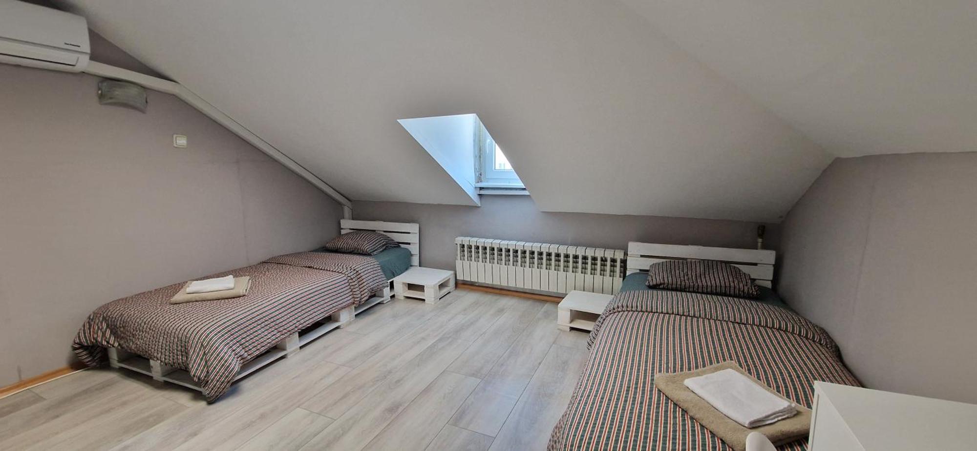 Lambo'S Corner Varna - Guest Rooms Buitenkant foto