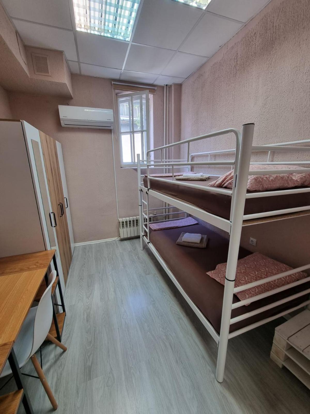 Lambo'S Corner Varna - Guest Rooms Buitenkant foto